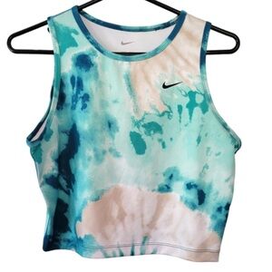 Nike cropped tank